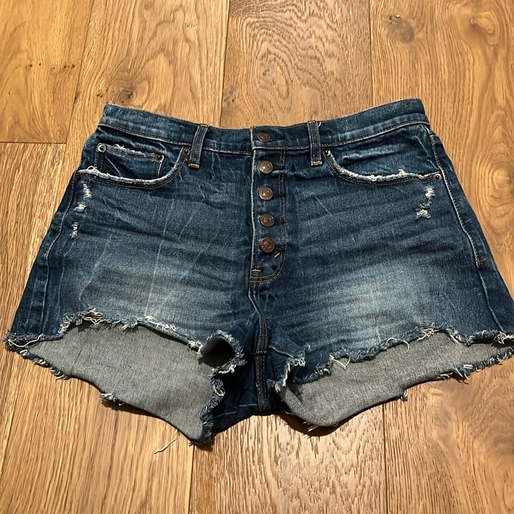 Abercrombie and Fitch Mom Short High Rise, size 29/8